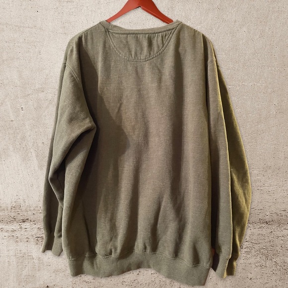 Men’s Polo Ralph Lauren army green pullover (sweatshirt material) - Picture 2 of 8